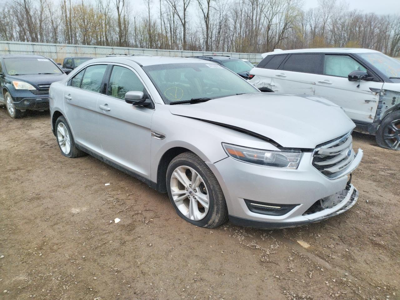 FORD TAURUS 2016 with VIN 1FAHP2E83GG101047 - Photo from auction