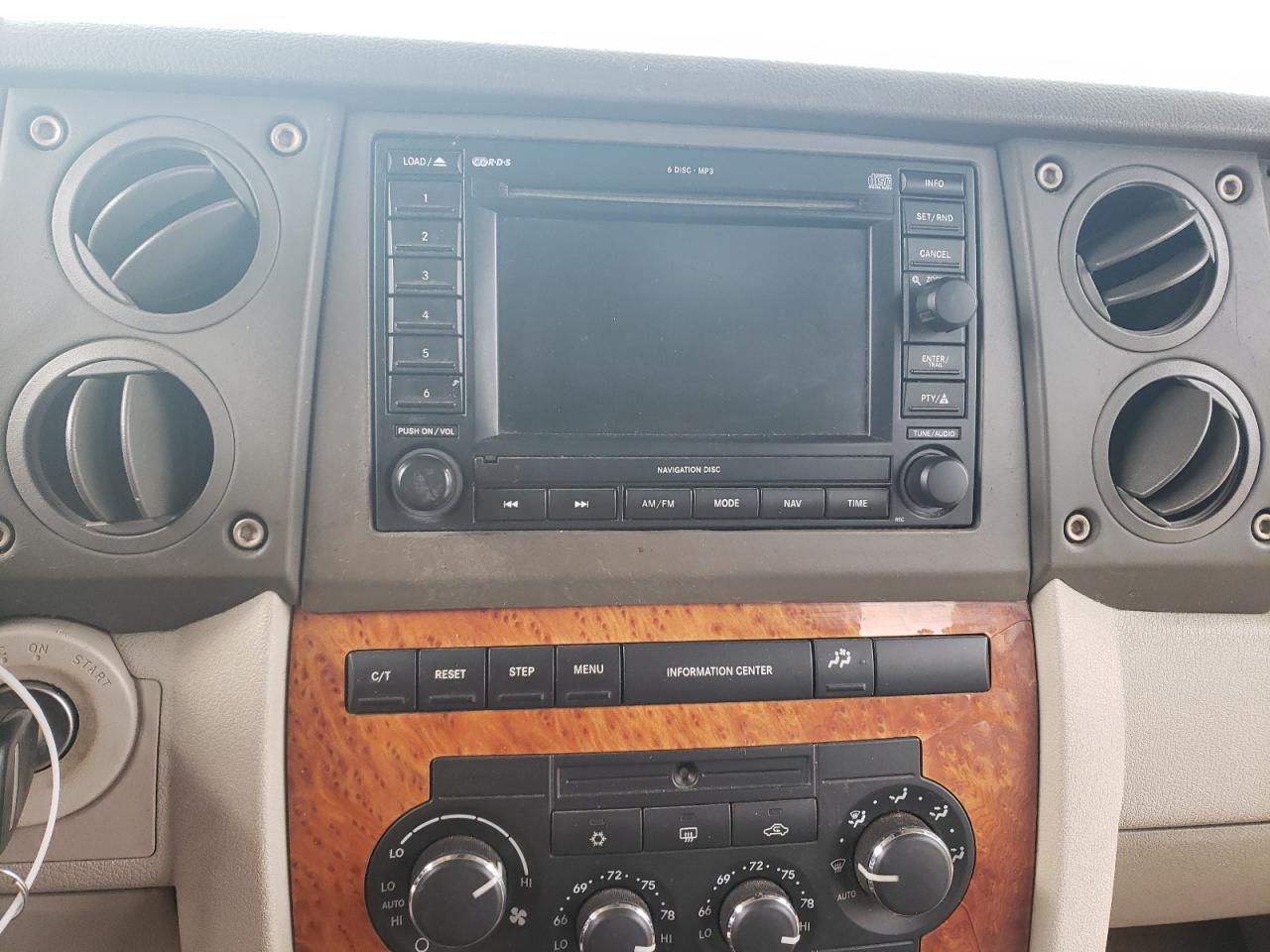 Photo 9 from auction – 2007 JEEP COMMANDER with VIN 1J8HG68237C527135