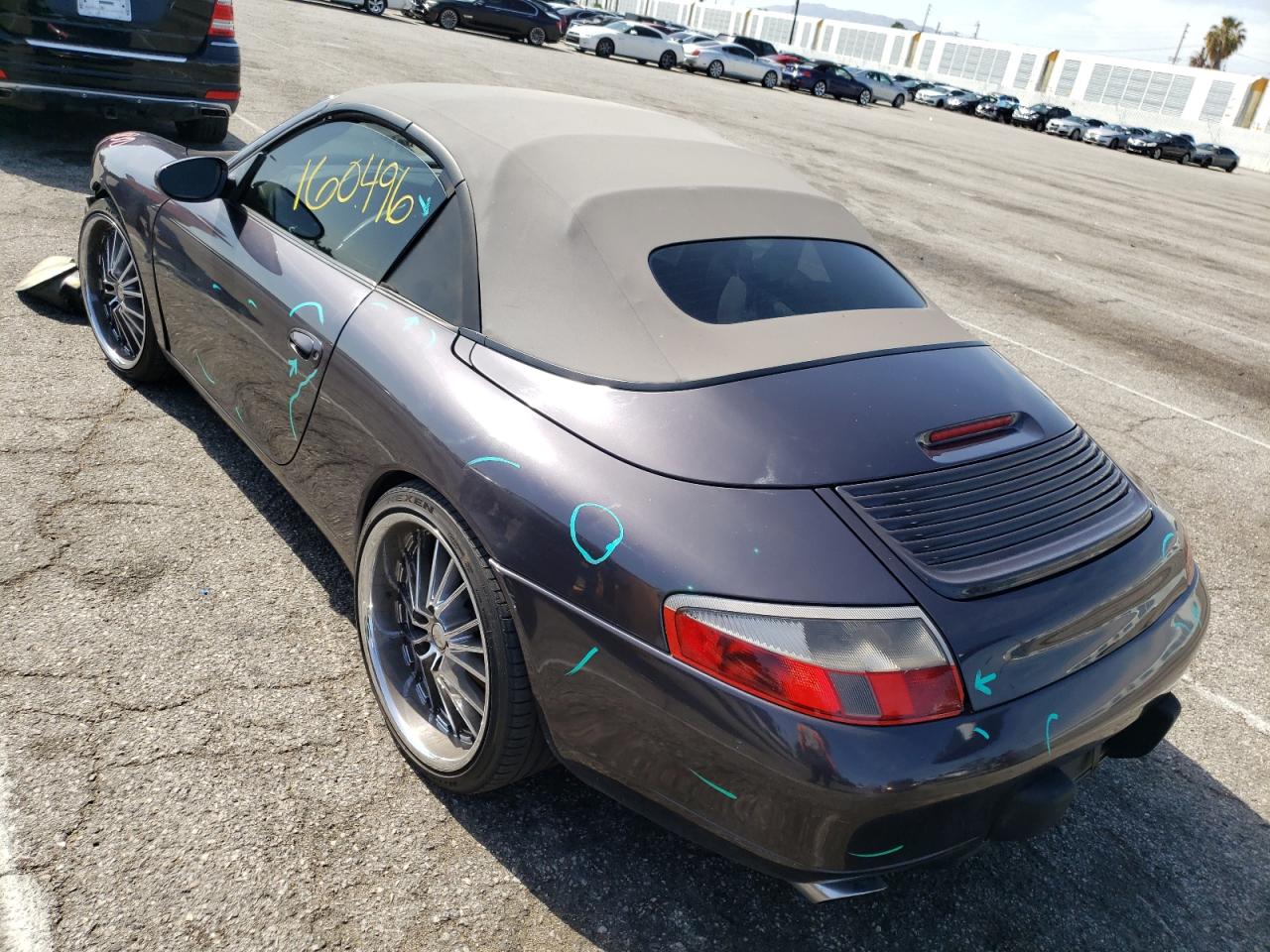 Photo 16 from auction – 2000 PORSCHE 911 CARRER with VIN WP0CA2999YS650971