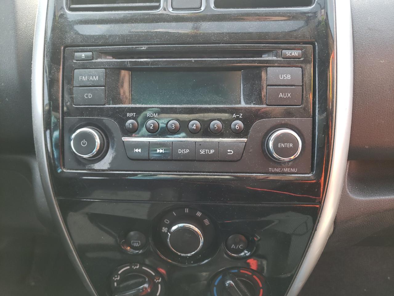 Photo 9 from auction – 2015 NISSAN VERSA NOTE with VIN 3N1CE2CP5FL425537