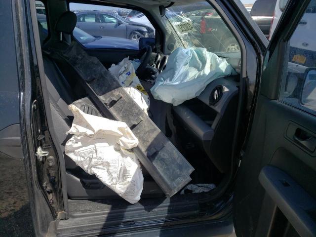 Foto 3 de la subasta – 2005 HONDA ELEMENT EX con VIN 5J6YH28635L017410