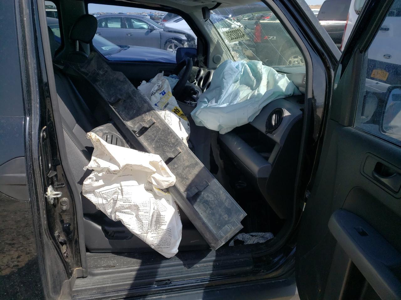 Foto 13 de la subasta – 2005 HONDA ELEMENT EX con VIN 5J6YH28635L017410