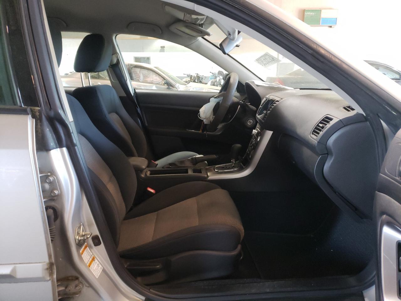 Photo 5 from auction – 2007 SUBARU LEGACY OUT with VIN 4S4BP61C077318732