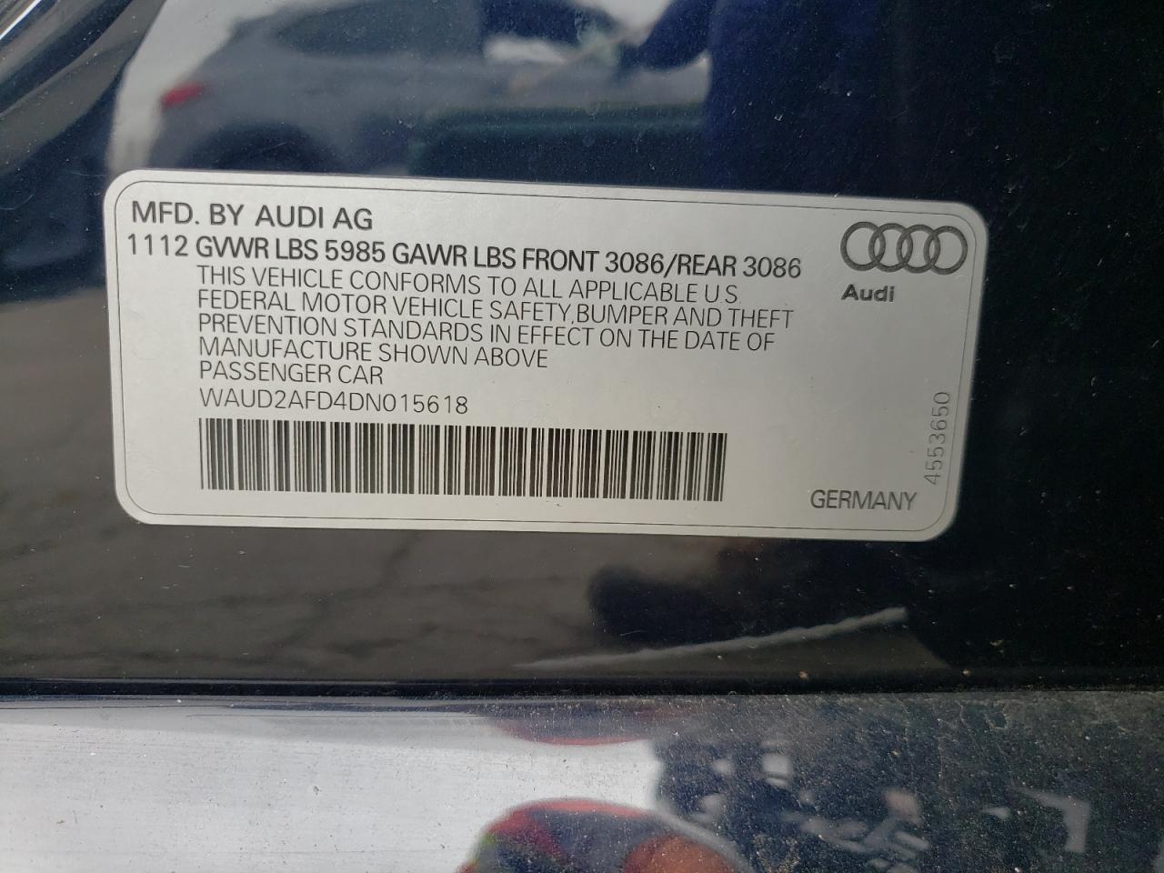 Photo 10 from auction – 2013 AUDI S8 QUATTRO with VIN WAUD2AFD4DN015618