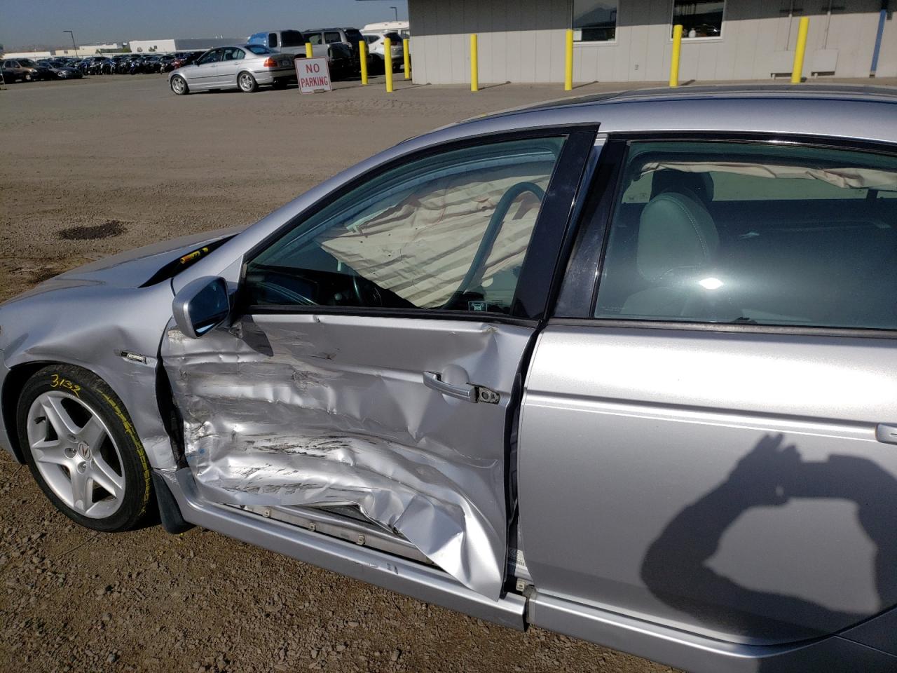 Photo 9 from auction – 2004 ACURA TL with VIN 19UUA66244A010087