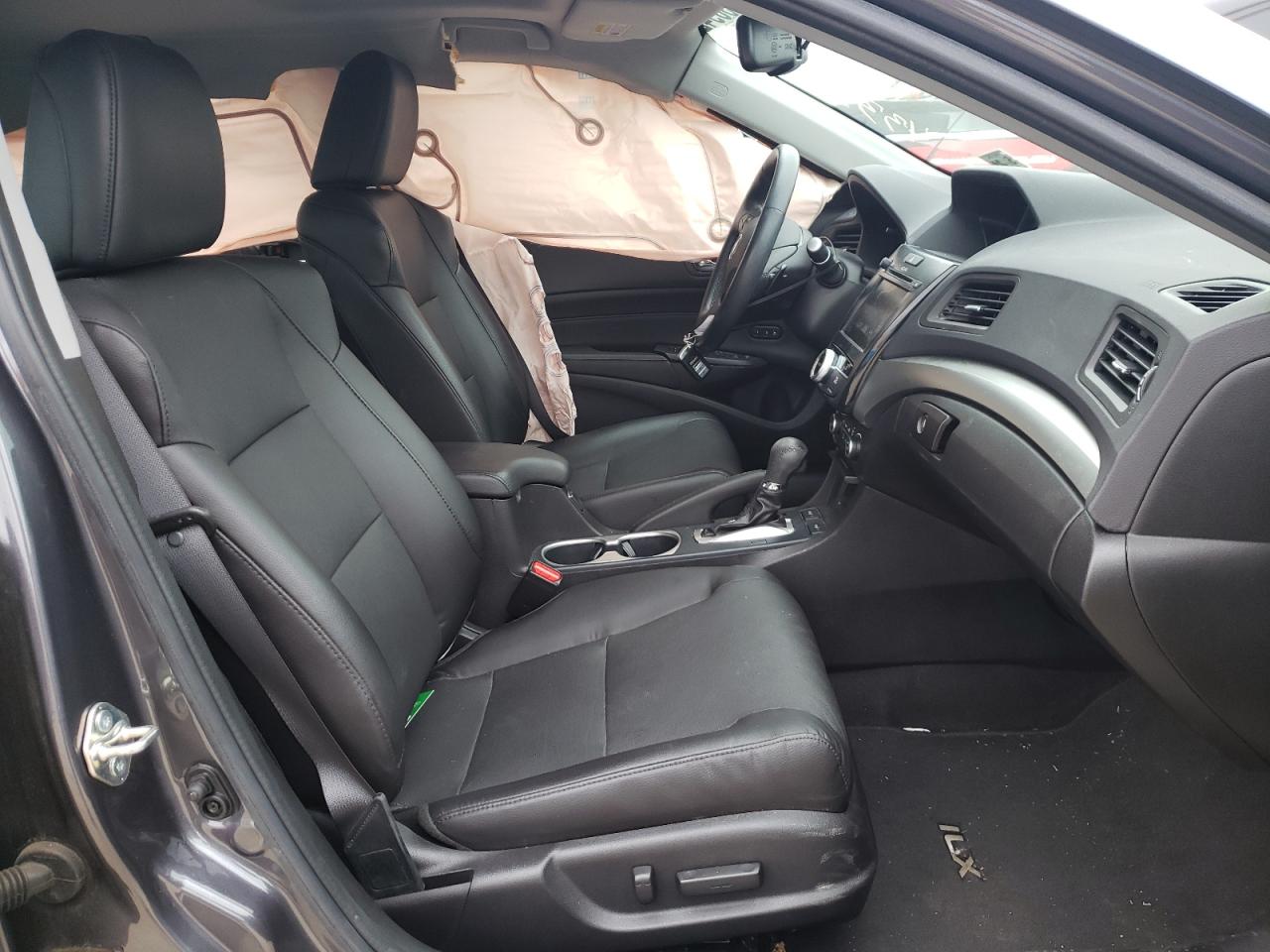 Photo 5 from auction – 2018 ACURA ILX PREMIU with VIN 19UDE2F76JA005462