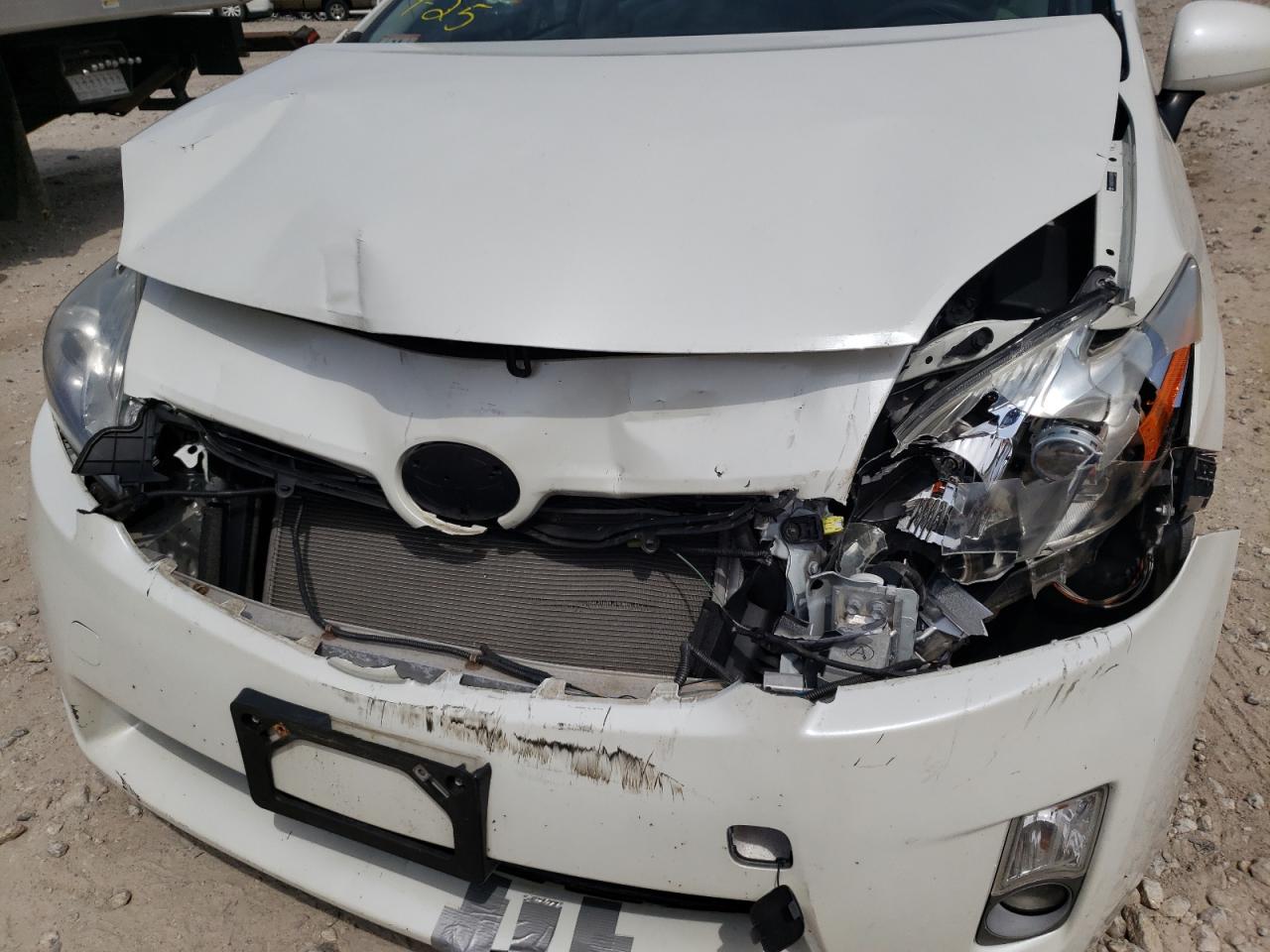Photo 9 from auction – 2011 TOYOTA PRIUS with VIN JTDKN3DU1B1429847