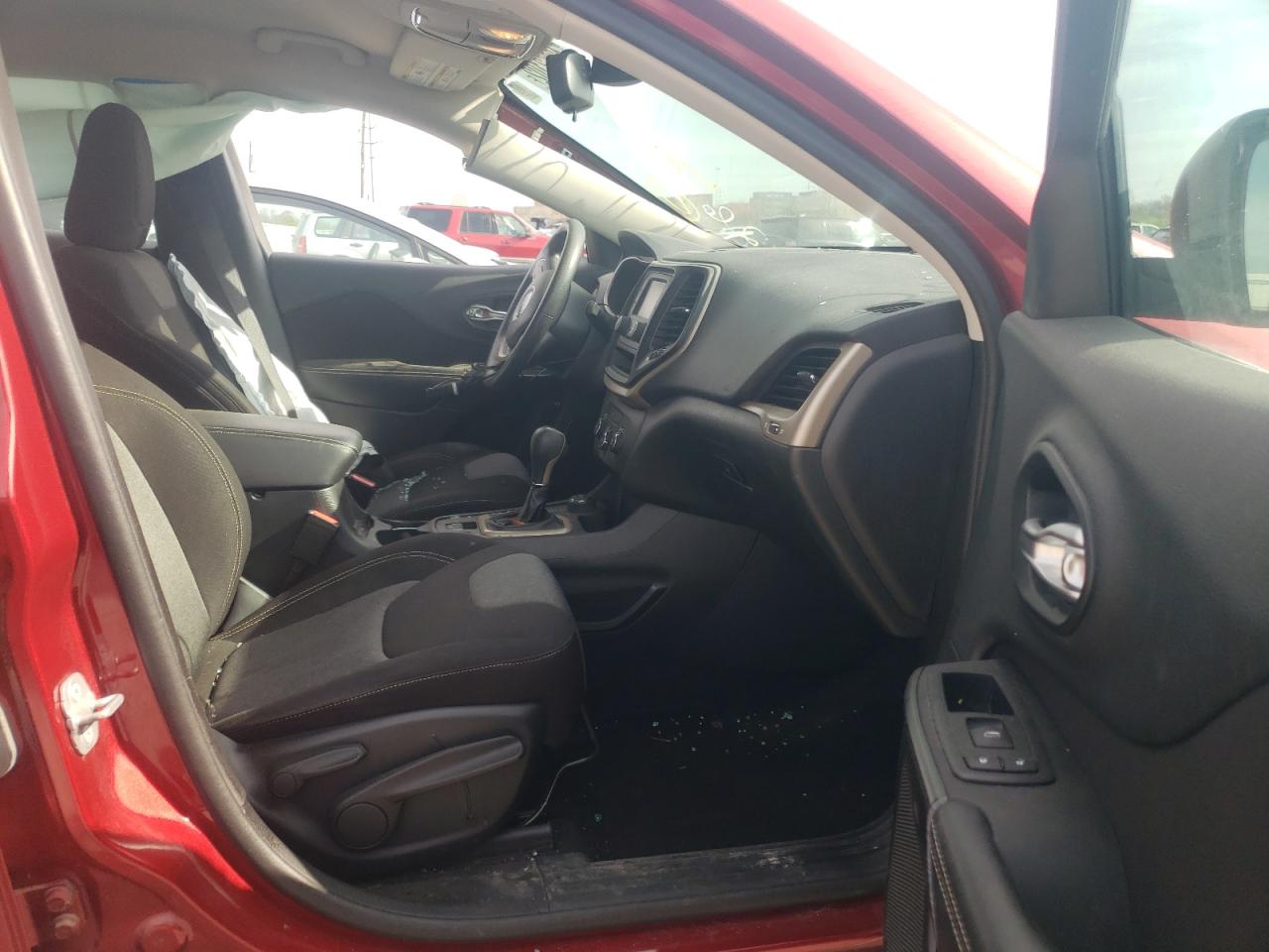 Photo 5 from auction – 2014 JEEP CHEROKEE S with VIN 1C4PJMAB9EW265300