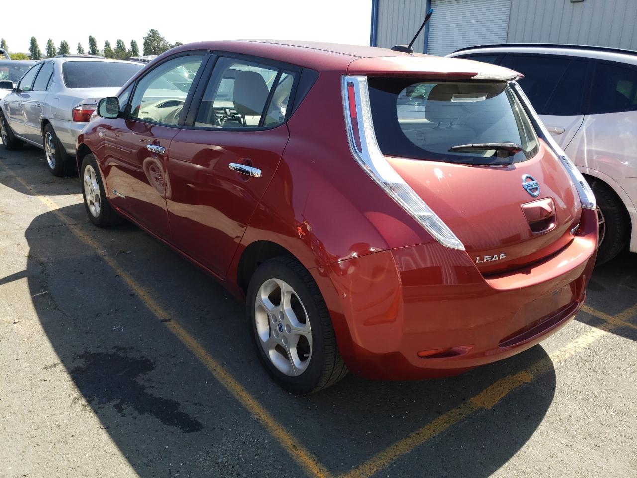Photo 3 from auction – 2011 NISSAN LEAF SV with VIN JN1AZ0CP7BT009723