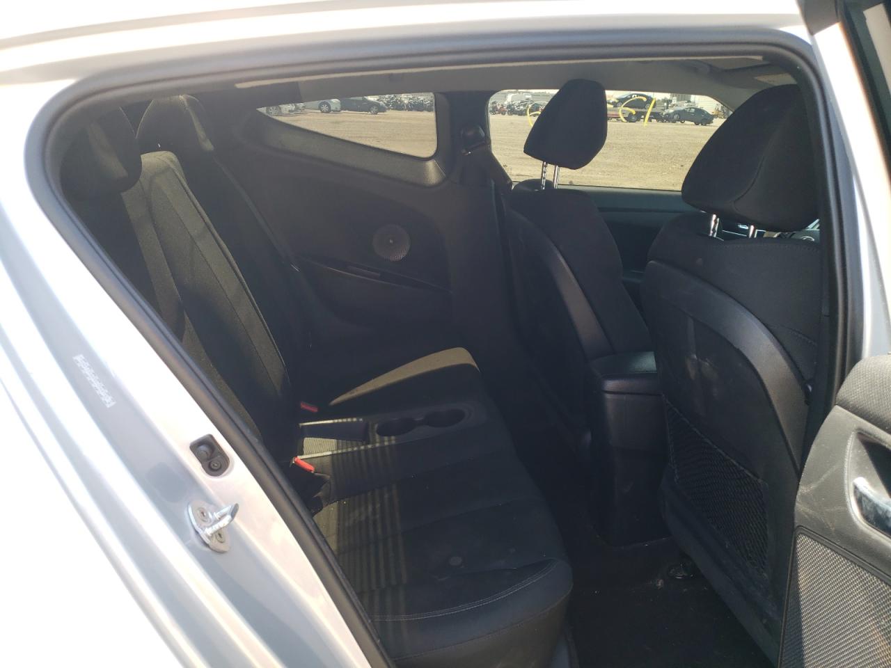 Photo 6 from auction – 2016 HYUNDAI VELOSTER with VIN KMHTC6AD9GU288169