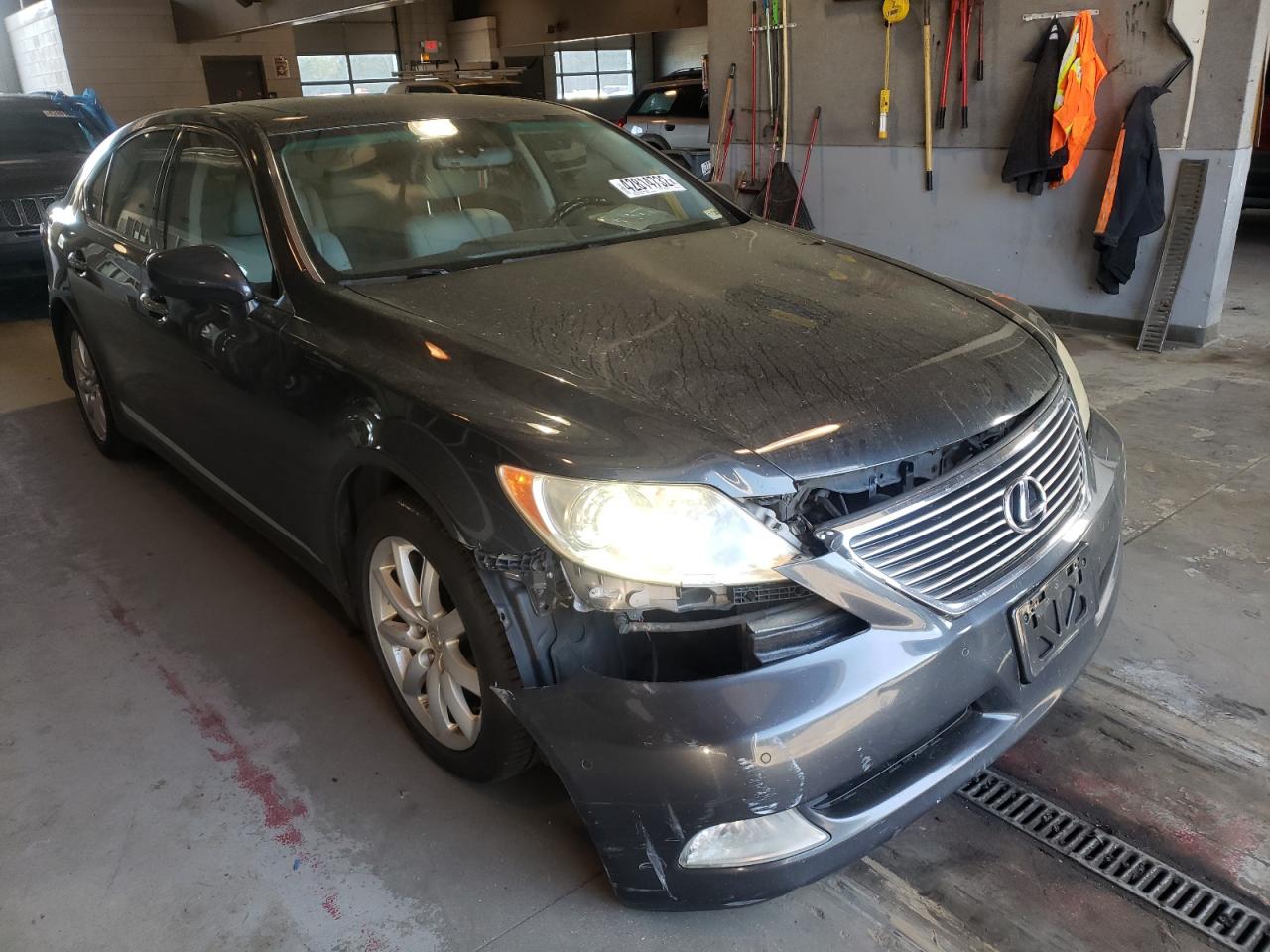 LEXUS LS 460 2008 with VIN JTHBL46F385082466 - Photo from auction