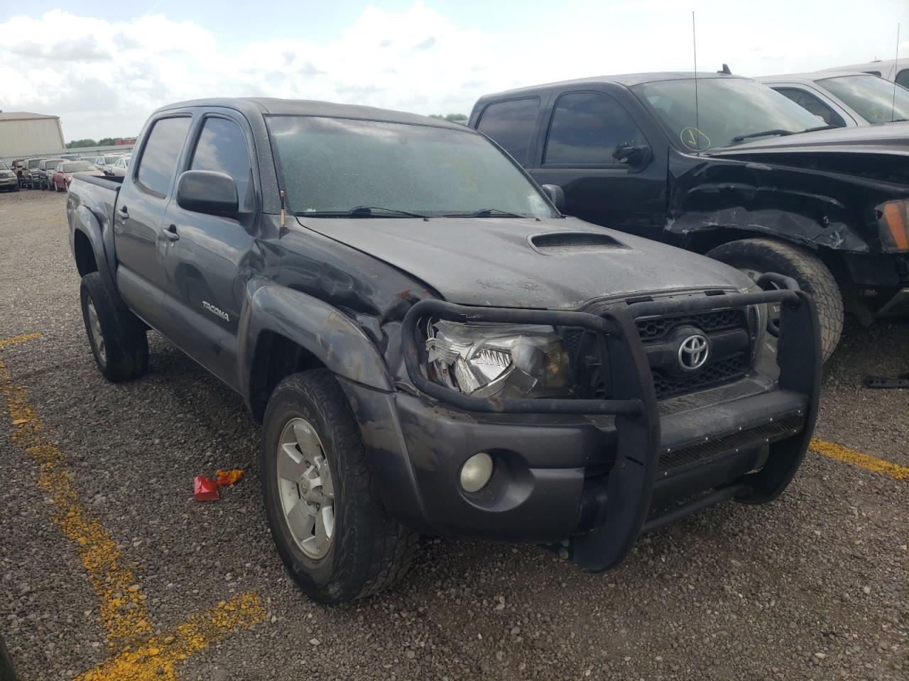 TOYOTA TACOMA DOU 2011 with VIN 3TMJU4GN2BM114969 - Photo from auction