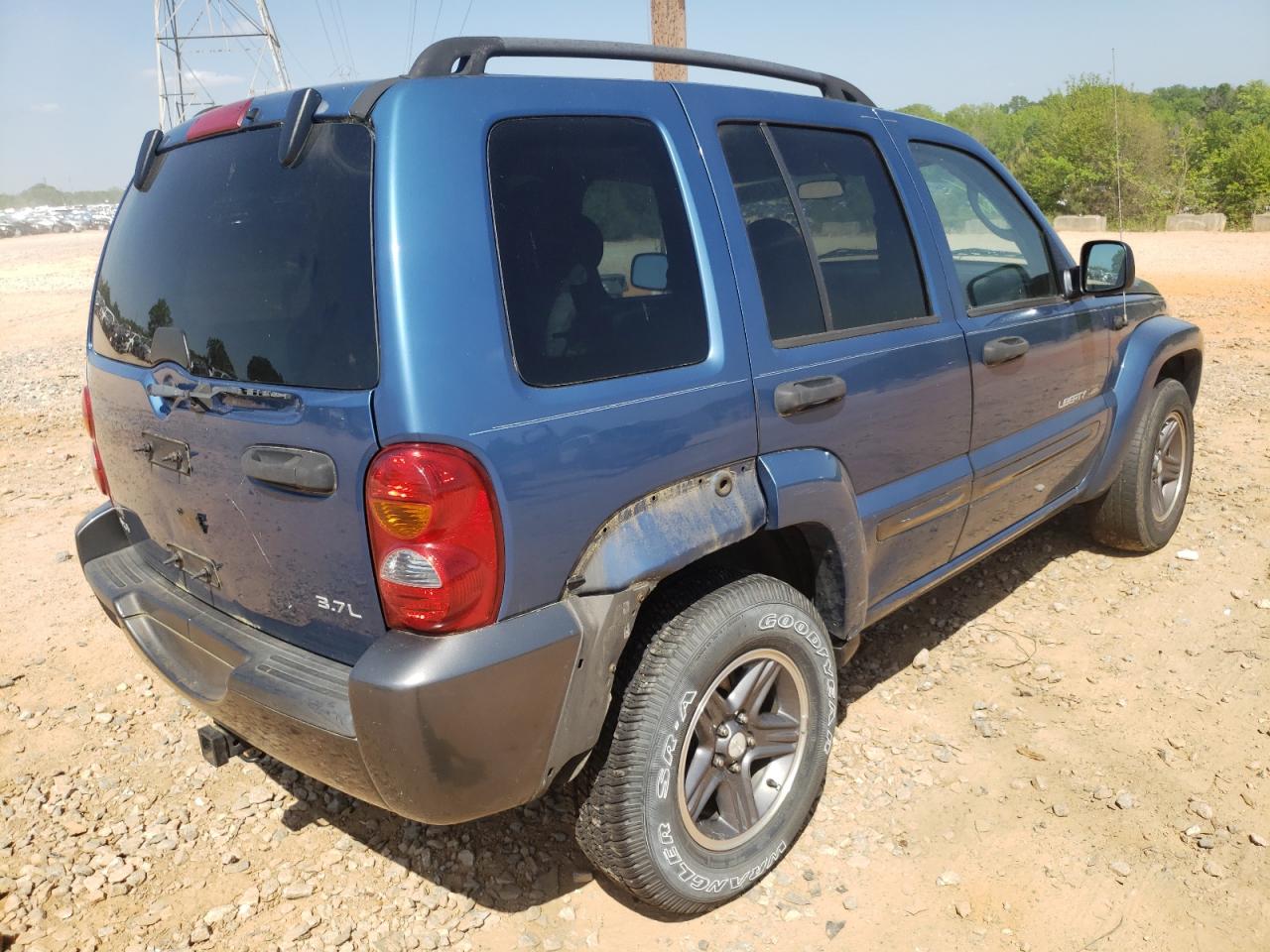 Photo 9 from auction – 2004 JEEP LIBERTY SP with VIN 1J4GL48K04W310147
