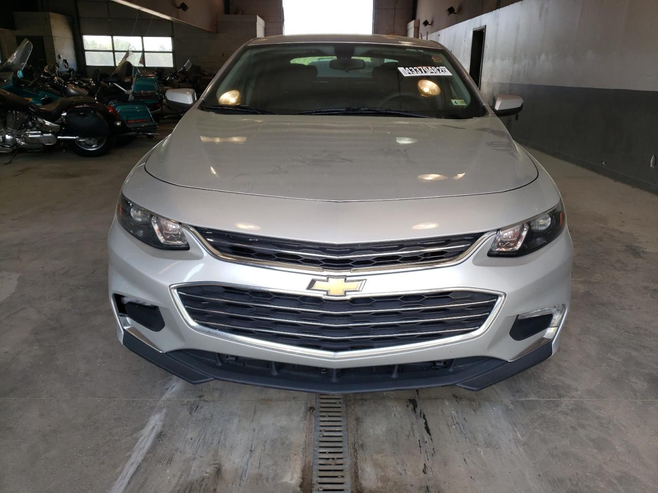 Photo 9 from auction – 2018 CHEVROLET MALIBU LT with VIN 1G1ZD5ST2JF249147