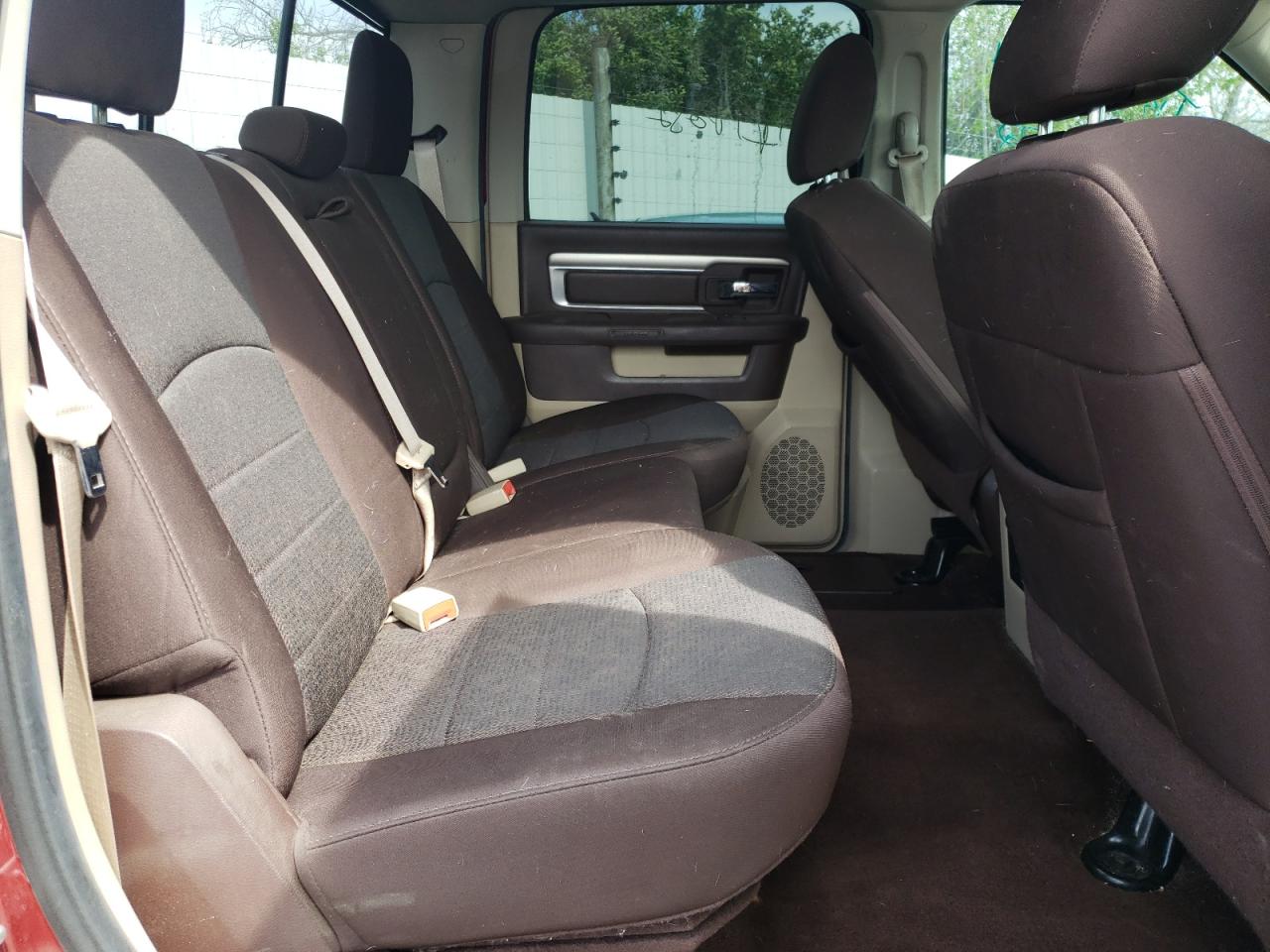 Photo 6 from auction – 2015 RAM 3500 SLT with VIN 3C63RPHL1FG555559