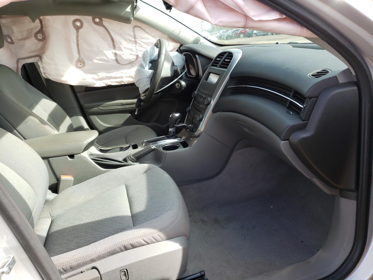 Photo 5 from auction – 2015 CHEVROLET MALIBU LS with VIN 1G11B5SL4FF256370