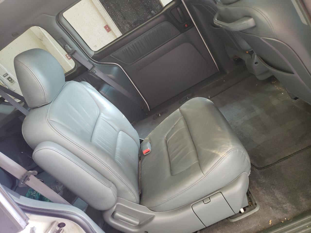 Photo 6 from auction – 2003 HONDA ODYSSEY EX with VIN 5FNRL18083B048263