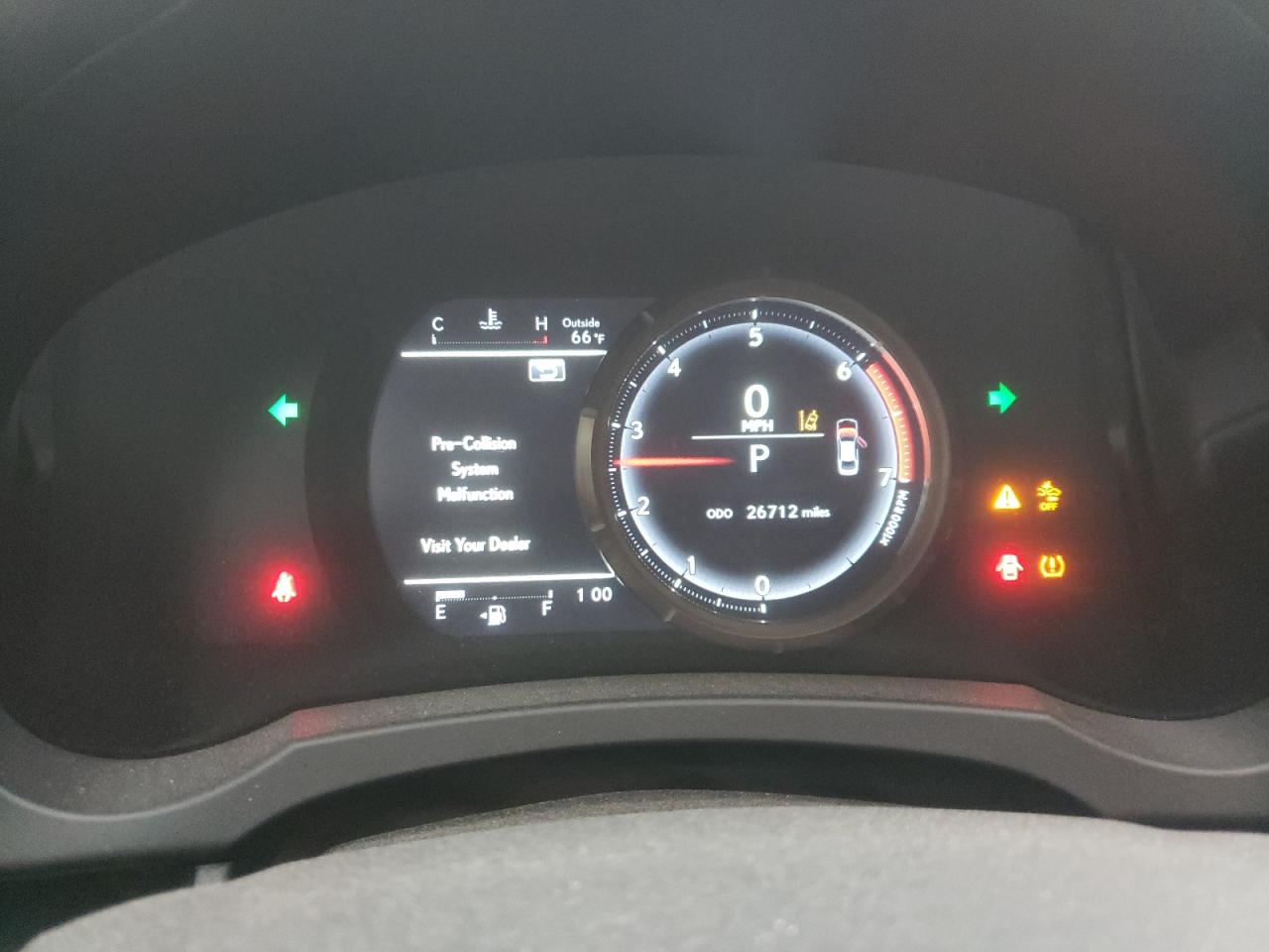 Photo 8 from auction – 2018 LEXUS IS 300 with VIN JTHBA1D24J5074094