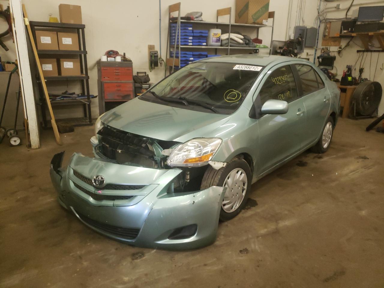 Photo 2 from auction – 2008 TOYOTA YARIS with VIN JTDBT923981262407