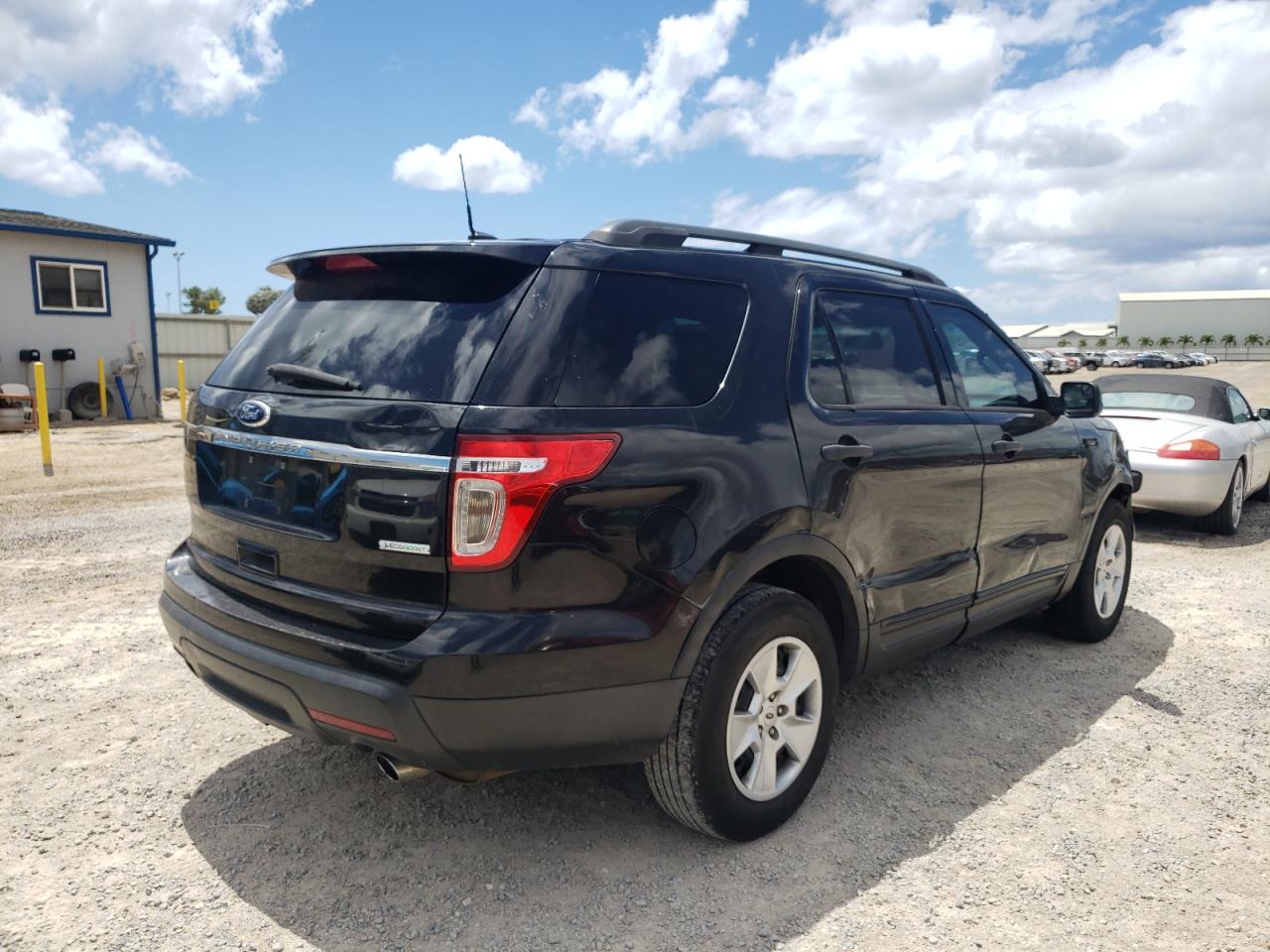 Photo 4 from auction – 2014 FORD EXPLORER with VIN 1FM5K7B91EGA33149