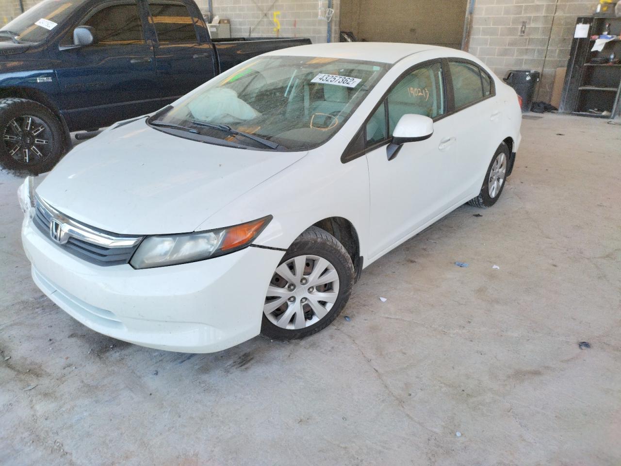 Photo 2 from auction – 2012 HONDA CIVIC LX with VIN 19XFB2F53CE007930