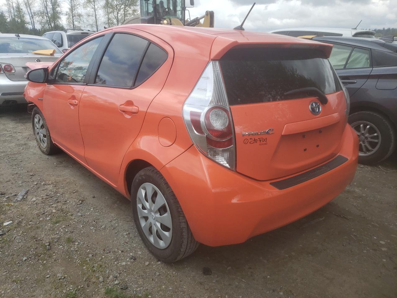 Photo 3 from auction – 2013 TOYOTA PRIUS C with VIN JTDKDTB38D1033799
