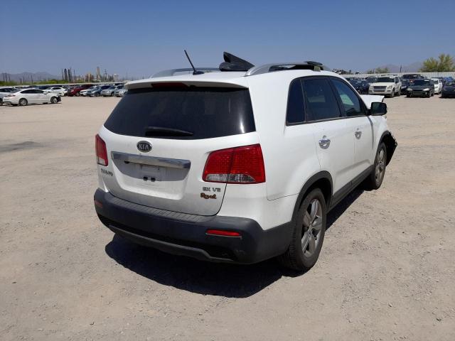 Photo 4 from auction – 2013 KIA SORENTO EX with VIN 5XYKU4A28DG340601