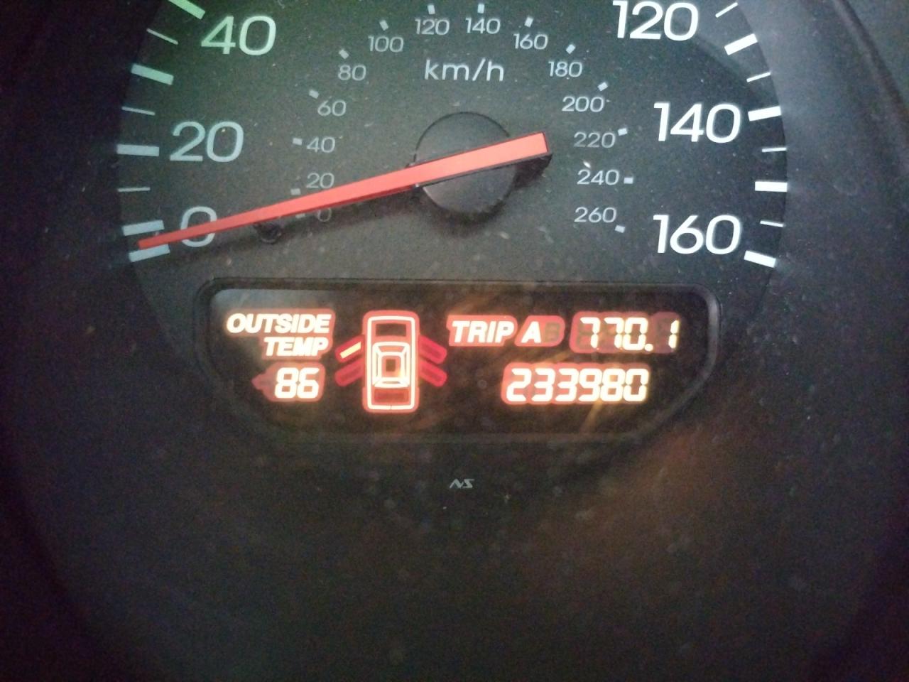 Photo 8 from auction – 2000 ACURA 3.2TL with VIN 19UUA5664YA014014