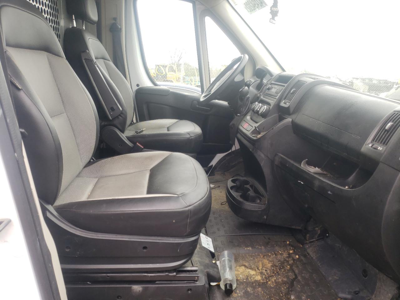 Photo 5 from auction – 2017 RAM PROMASTER with VIN 3C6TRVAG4HE520515