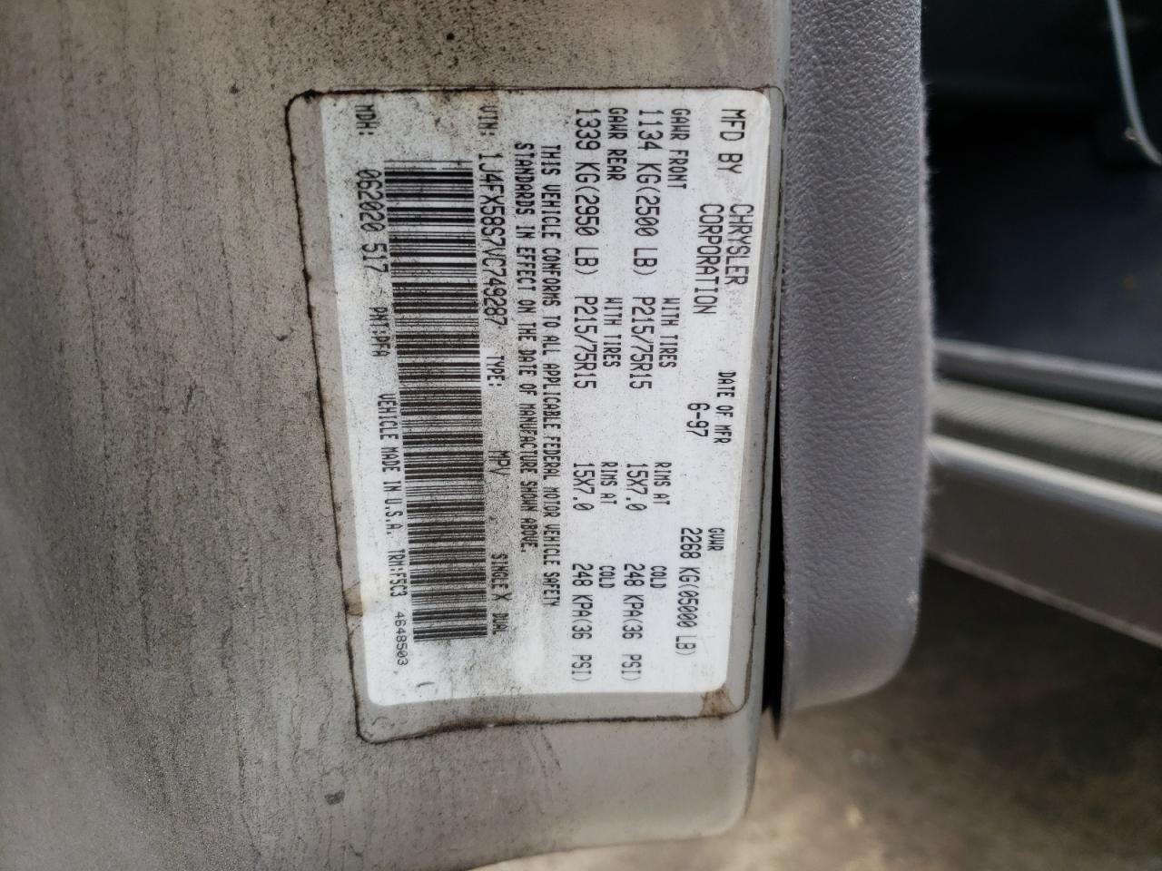 Photo 10 from auction – 1997 JEEP CHEROKEE with VIN 1J4FX58S7VC749287