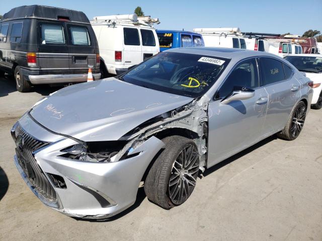 Photo 2 from auction – 2019 LEXUS ES 300H with VIN JTHB21B12K2036261