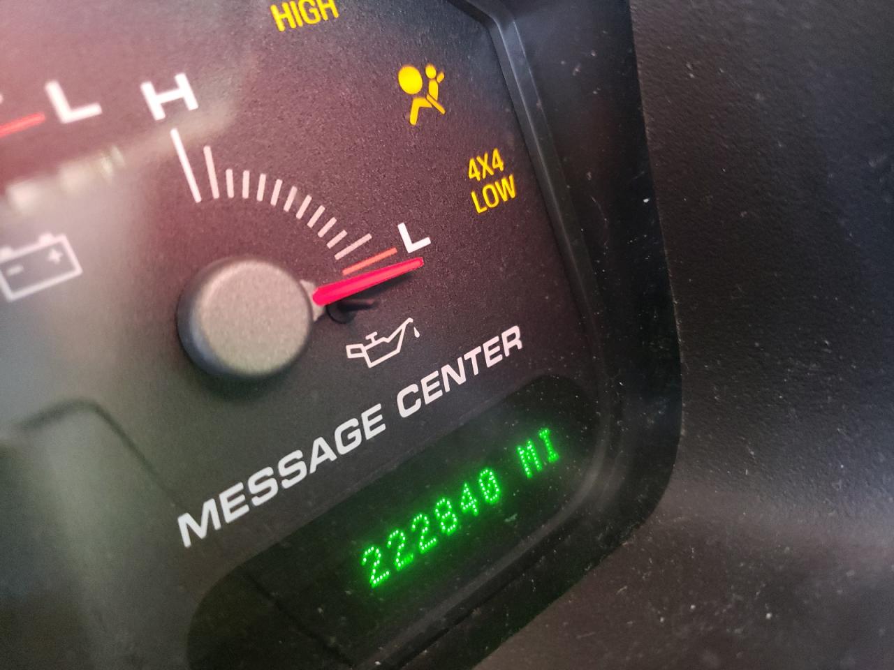 Photo 8 from auction – 2004 FORD EXPEDITION with VIN 1FMFU18L14LA74451