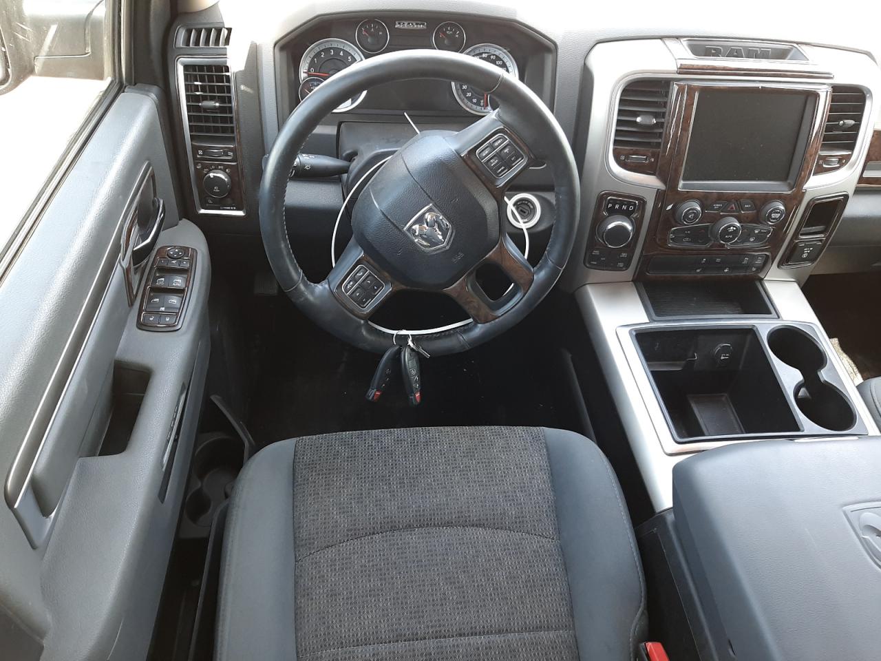 Photo 9 from auction – 2015 RAM 1500 SLT with VIN 1C6RR7LMXFS705011