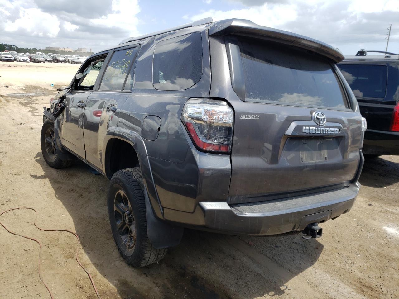 Photo 15 from auction – 2015 TOYOTA 4RUNNER SR with VIN JTEZU5JR4F5084255