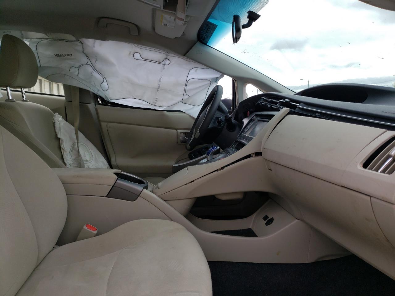 Photo 5 from auction – 2015 TOYOTA PRIUS with VIN JTDKN3DU4F1890059