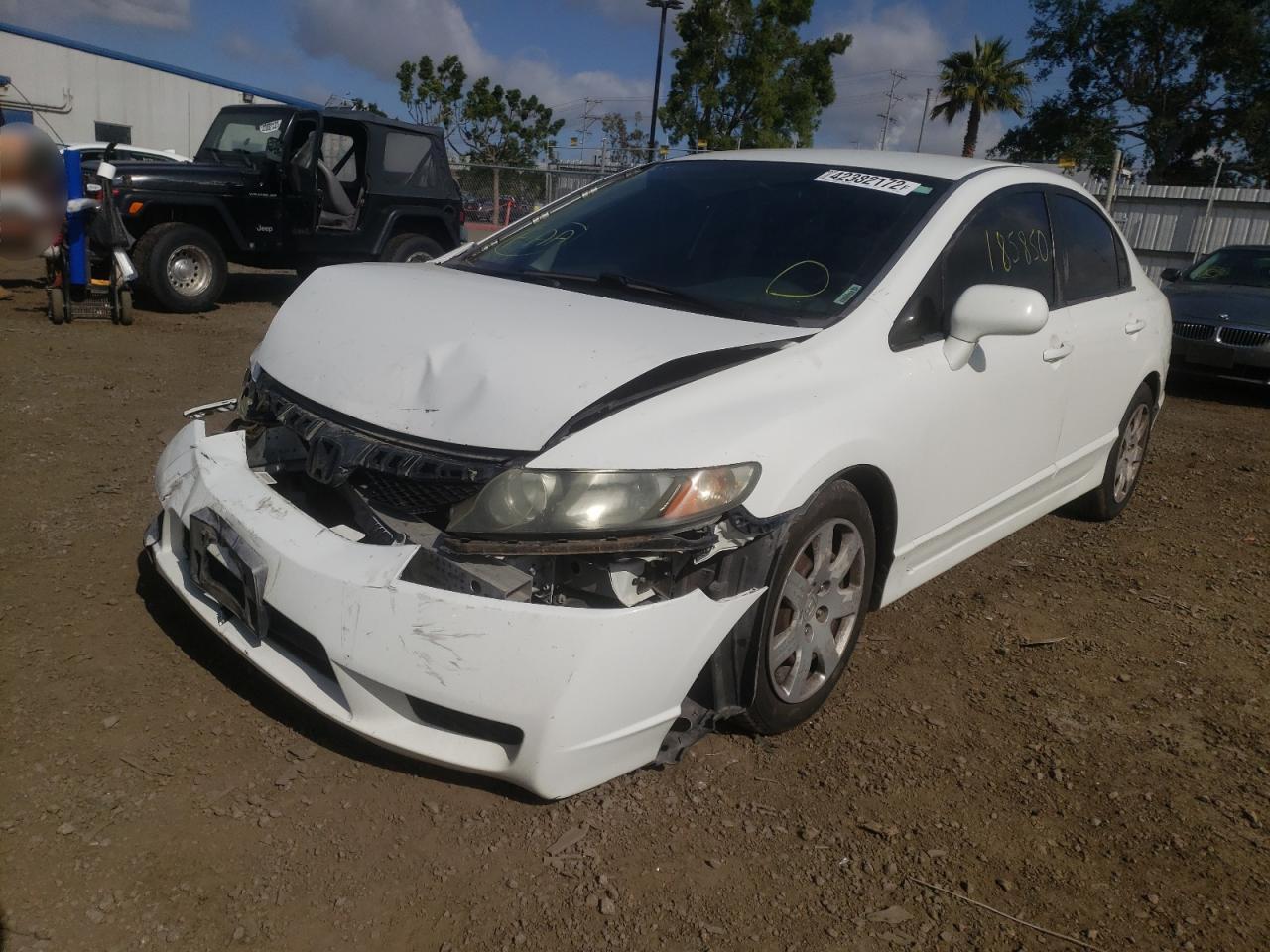 Photo 2 from auction – 2010 HONDA CIVIC LX with VIN 2HGFA1F59AH586597