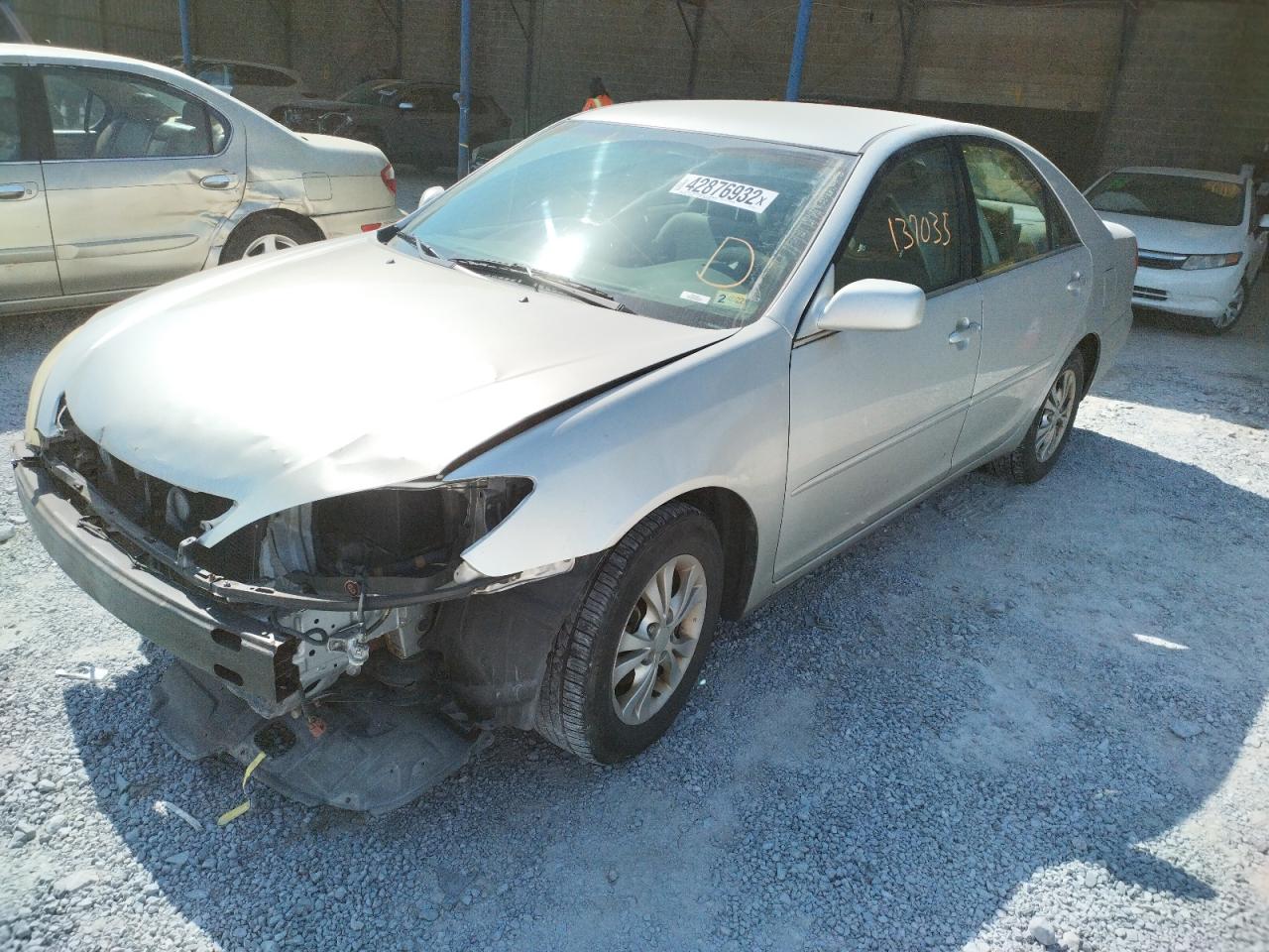 Photo 2 from auction – 2004 TOYOTA CAMRY LE with VIN 4T1BF30K74U582375