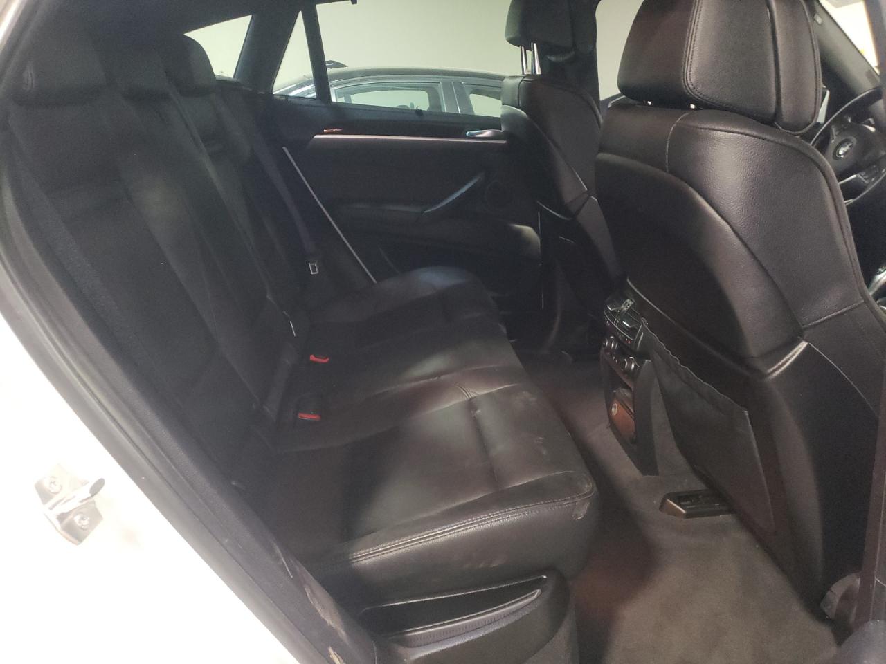 Photo 6 from auction – 2013 BMW X6 XDRIVE5 with VIN 5UXFG8C53DL591553