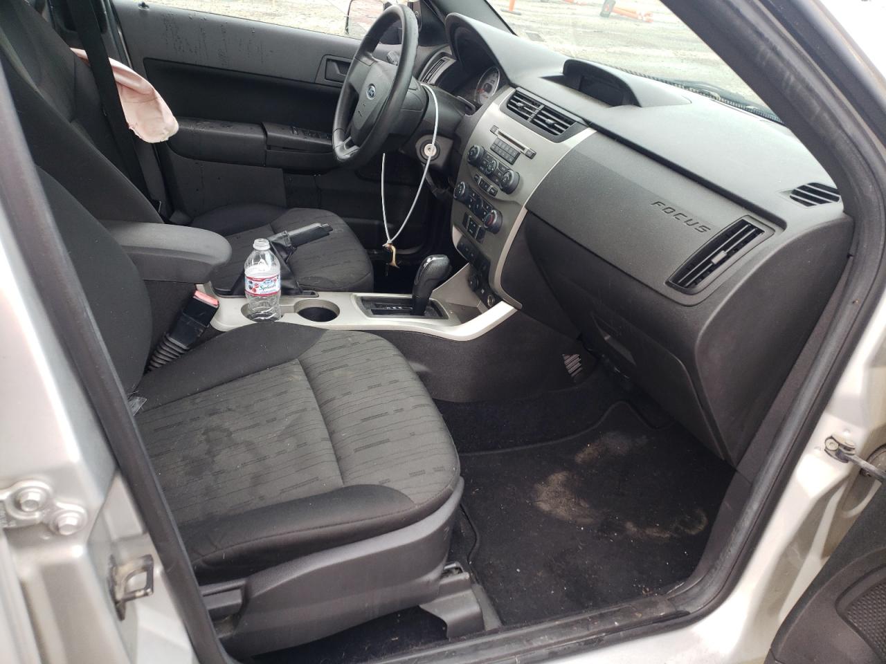 Photo 5 from auction – 2009 FORD FOCUS SE with VIN 1FAHP35N49W260910