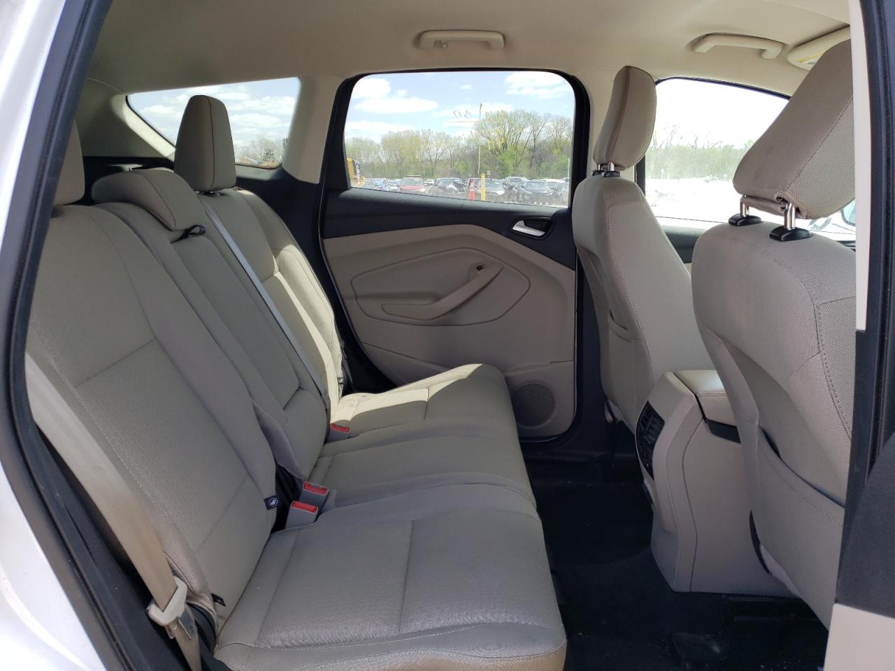 Photo 6 from auction – 2018 FORD ESCAPE SE with VIN 1FMCU0GD3JUB76167
