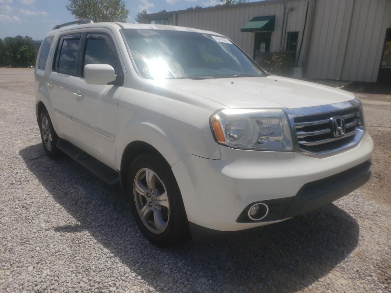 HONDA PILOT TOUR 2012 with VIN 5FNYF4H98CB084604 - Photo from auction