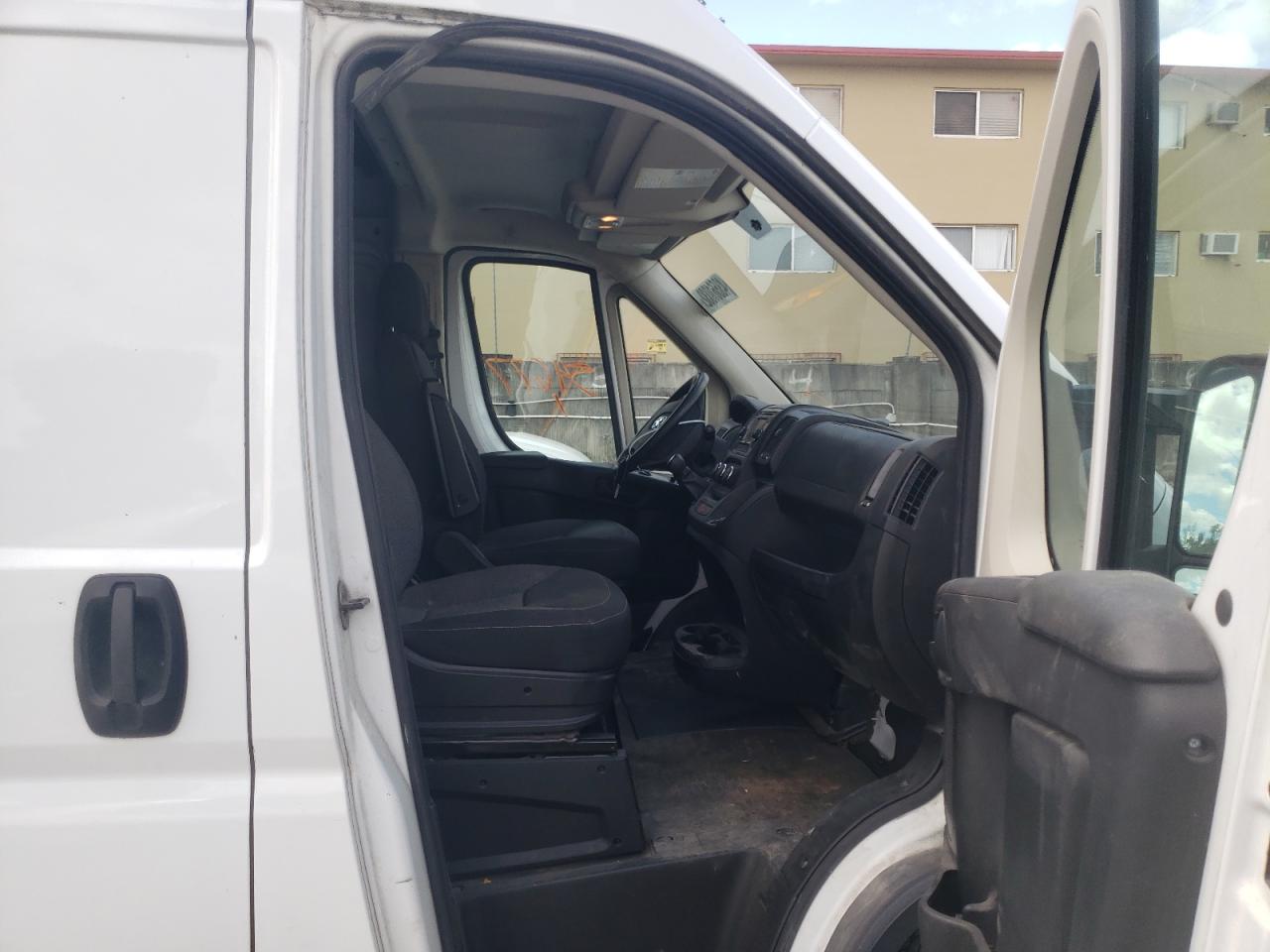 Photo 5 from auction – 2016 RAM PROMASTER with VIN 3C6TRVDD5GE100987