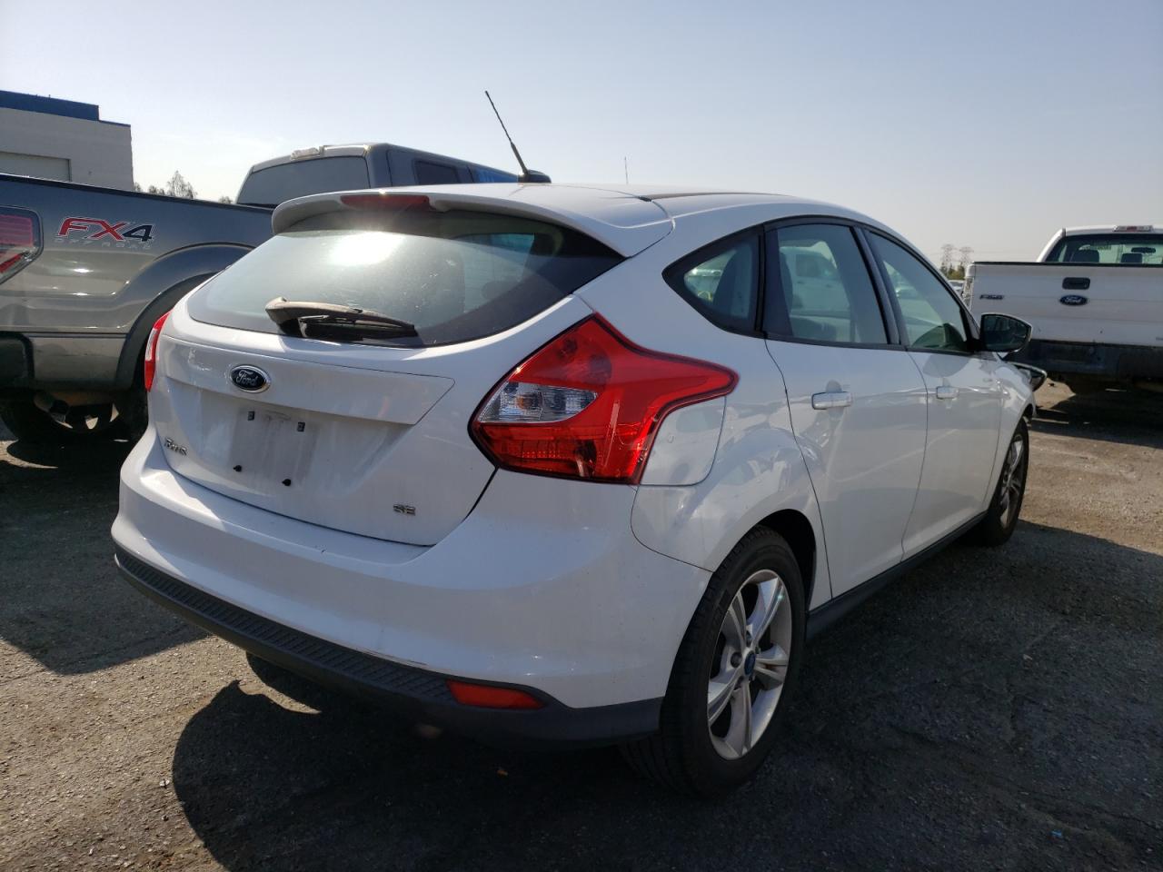 Photo 4 from auction – 2012 FORD FOCUS SE with VIN 1FAHP3K25CL400594