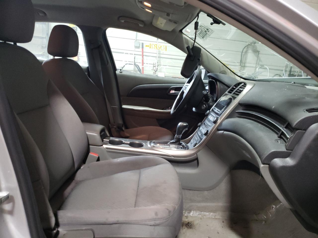 Photo 5 from auction – 2013 CHEVROLET MALIBU LS with VIN 1G11B5SA9DF138309
