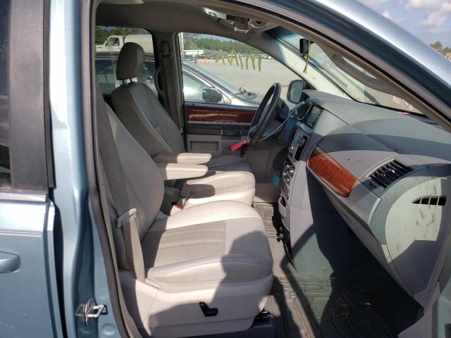 Photo 5 from auction – 2009 CHRYSLER TOWN & COU with VIN 2A8HR54129R565192