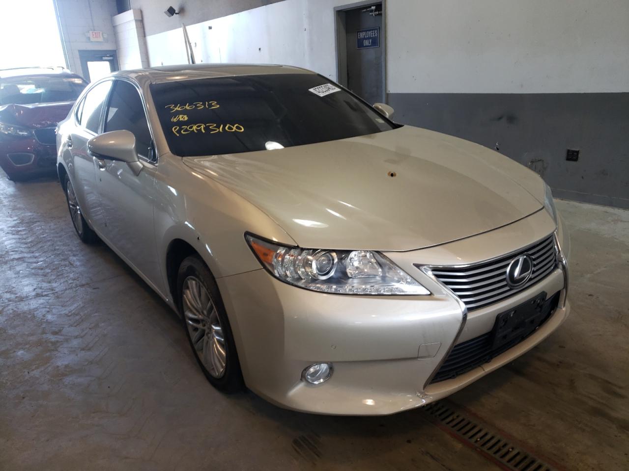 Photo 13 from auction – 2013 LEXUS ES 350 with VIN JTHBK1GG4D2033068