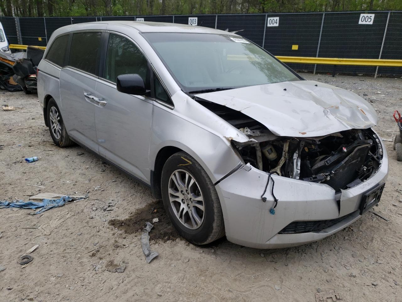 HONDA ODYSSEY EX 2011 with VIN 5FNRL5H67BB073312 - Photo from auction