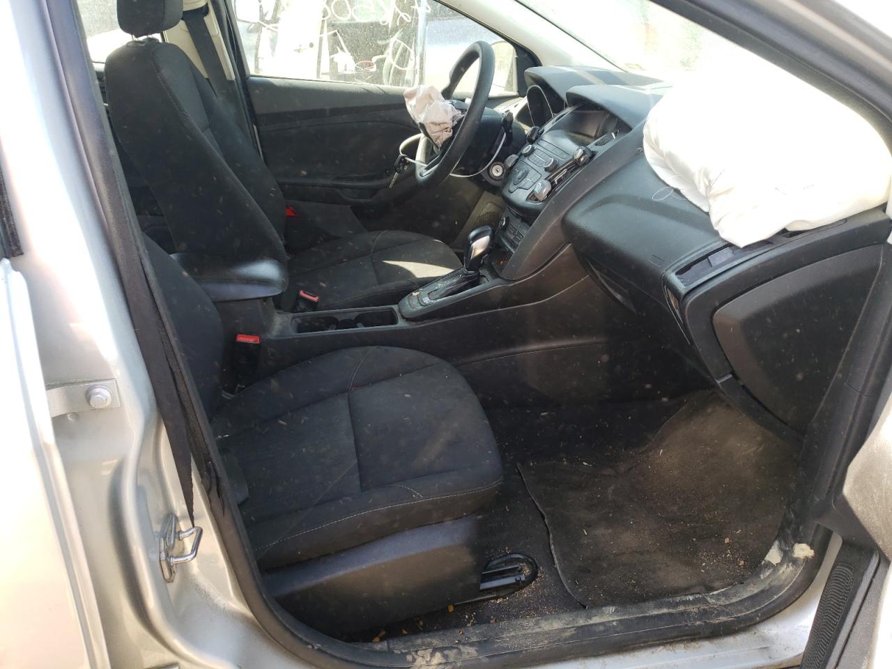Photo 5 from auction – 2018 FORD FOCUS SE with VIN 1FADP3F20JL215102