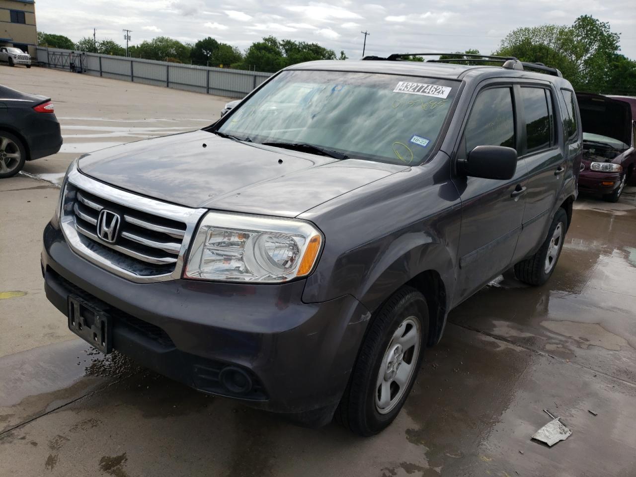 Photo 2 from auction – 2015 HONDA PILOT LX with VIN 5FNYF3H26FB015685