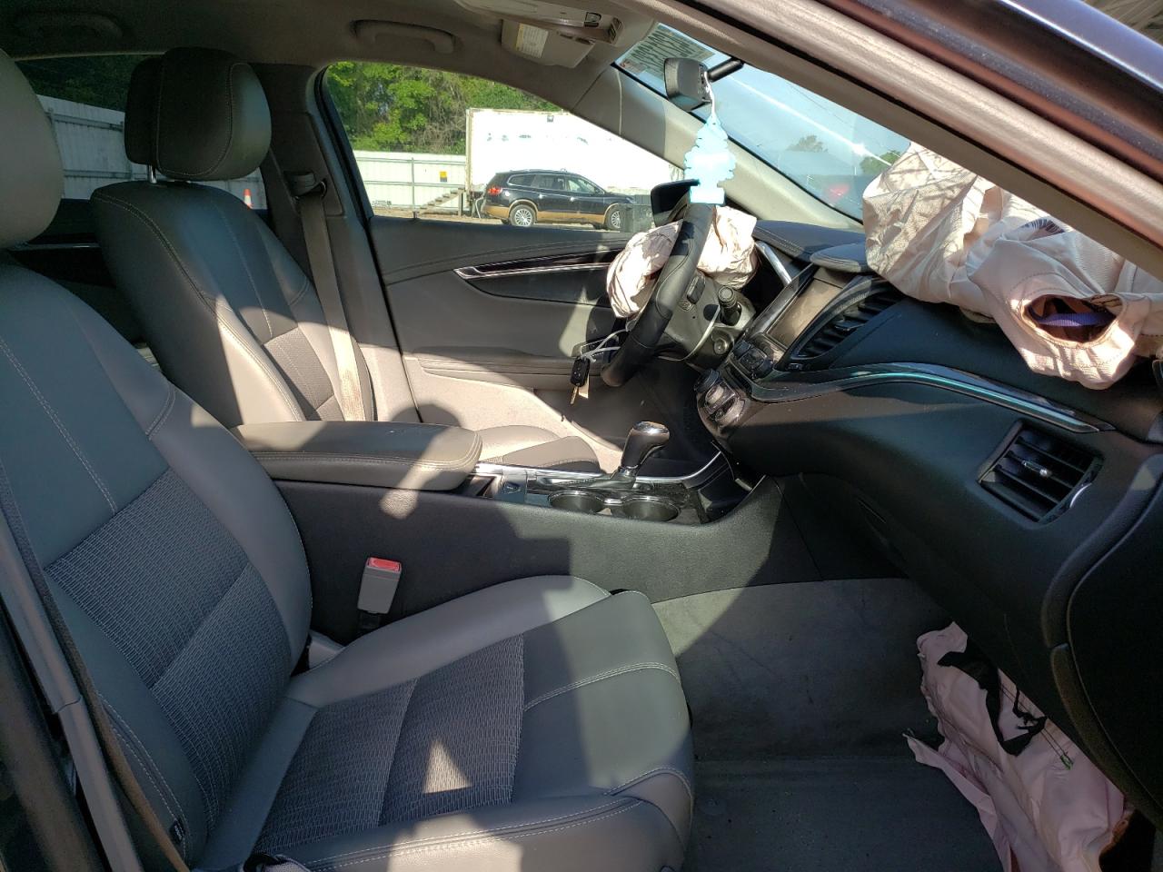 Photo 5 from auction – 2014 CHEVROLET IMPALA LT with VIN 2G1125S37E9306041